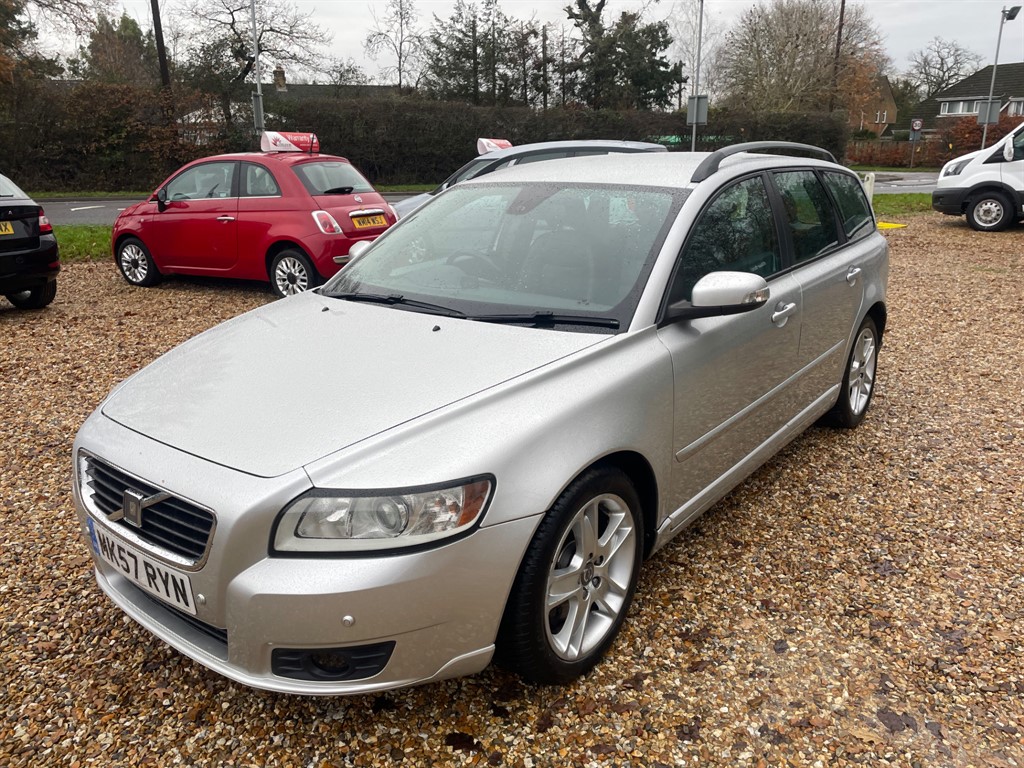 Used Volvo V50 2007 for sale - 76862016: Photo 1