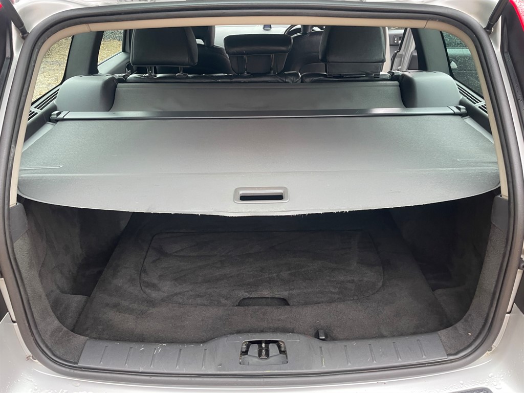 Used Volvo V50 2007 for sale - 76862016: Photo 10