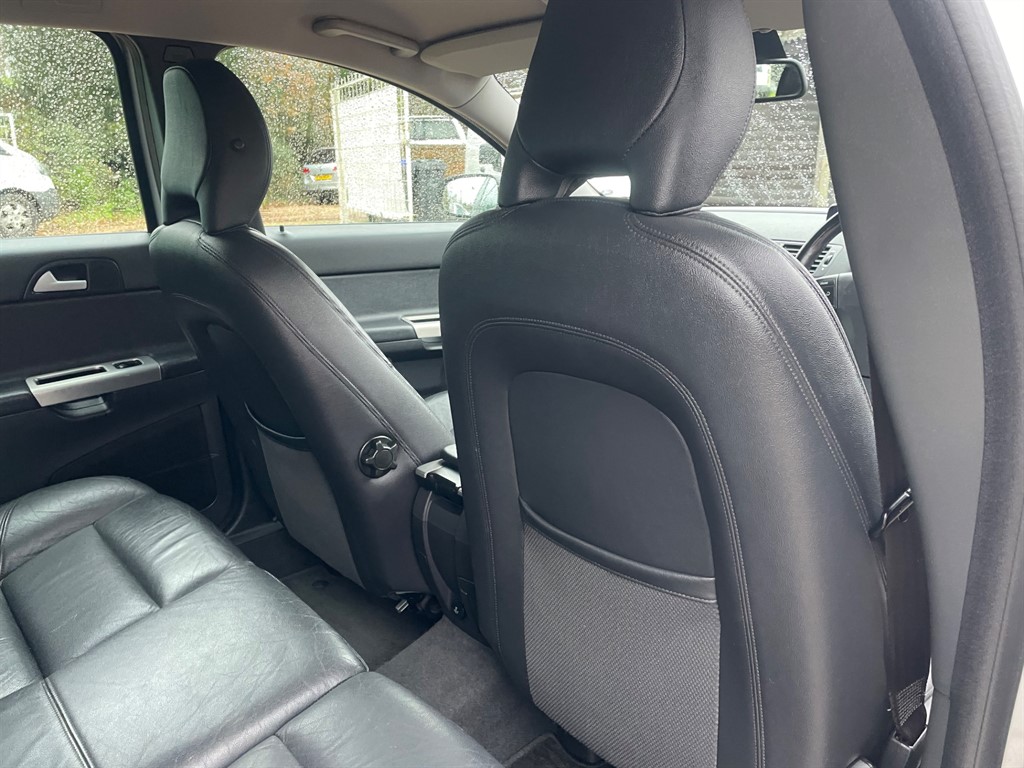 Used Volvo V50 2007 for sale - 76862016: Photo 14