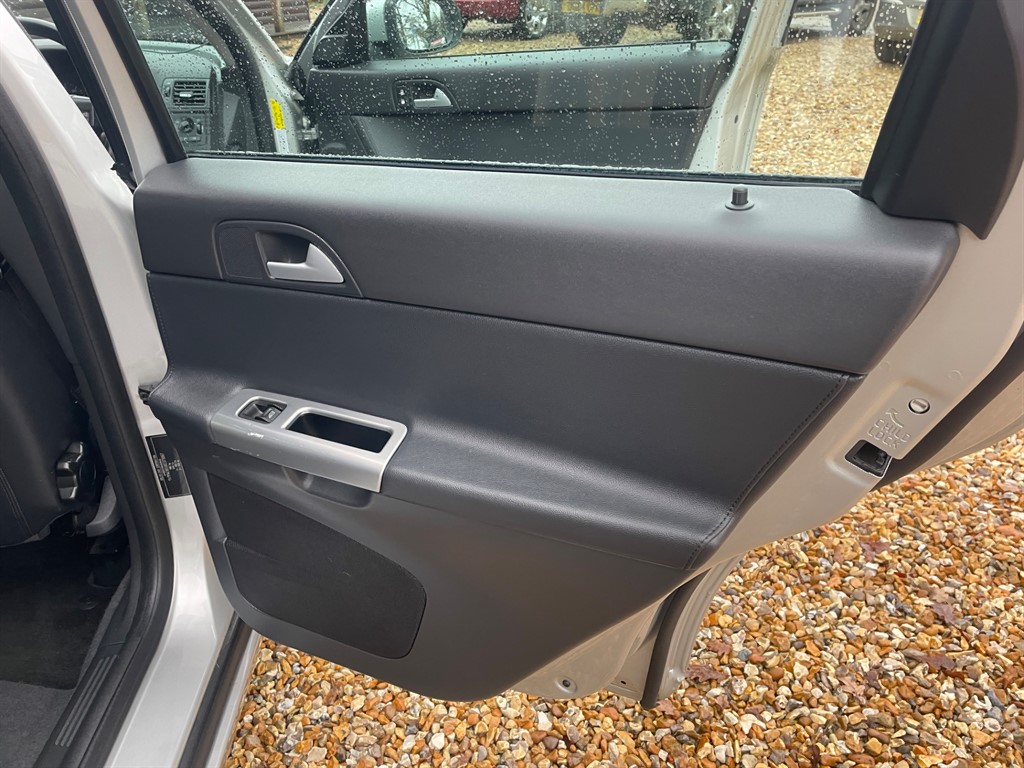 Used Volvo V50 2007 for sale - 76862016: Photo 15