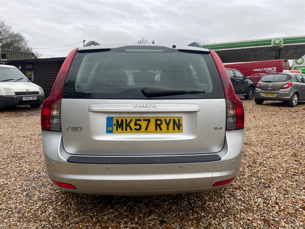 Used Volvo V50 2007 for sale - 76862016: Photo 6