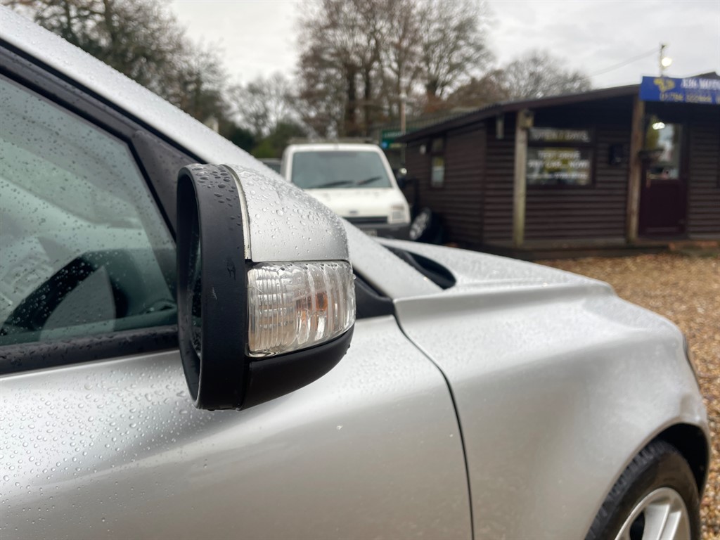 Used Volvo V50 2007 for sale - 76862016: Photo 8