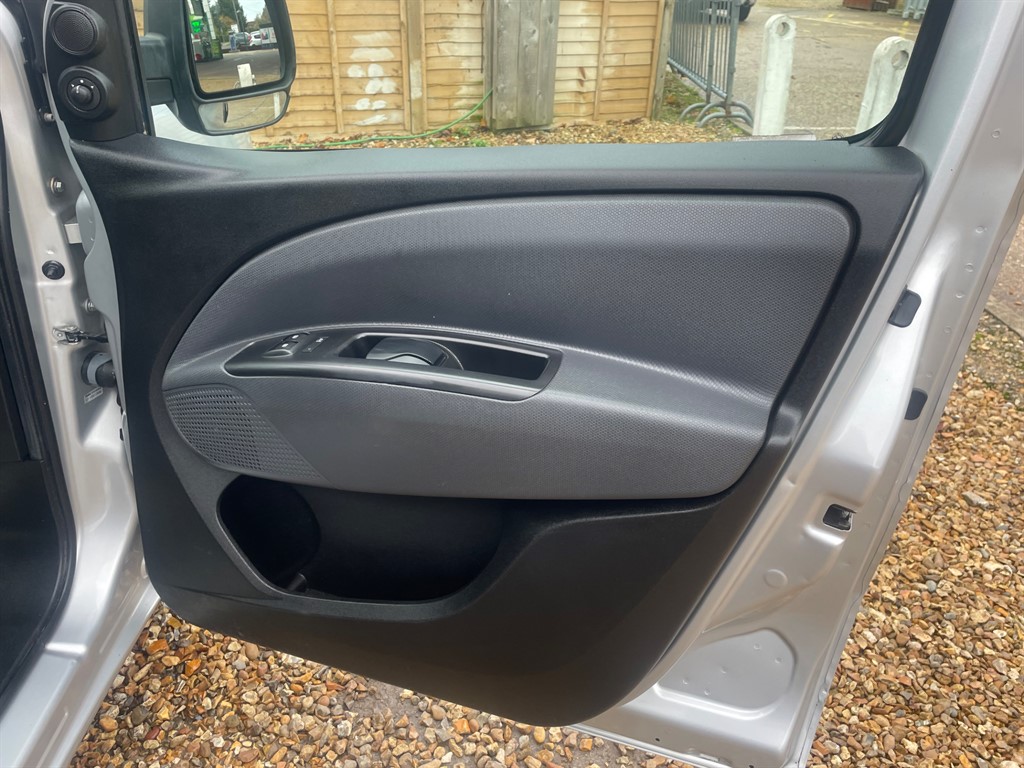 Used Fiat Doblo 2013 for sale - 76452443: Photo 16