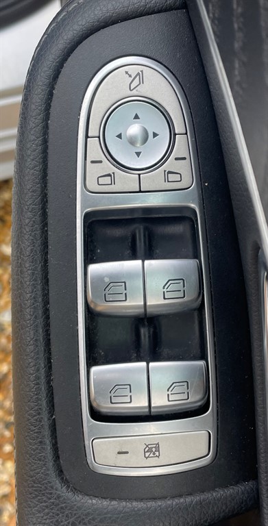 Used Mercedes-Benz C Class 2016 for sale - 77607226: Photo 31