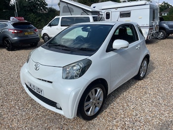Used Toyota IQ 2010 for sale - 75570207: Photo