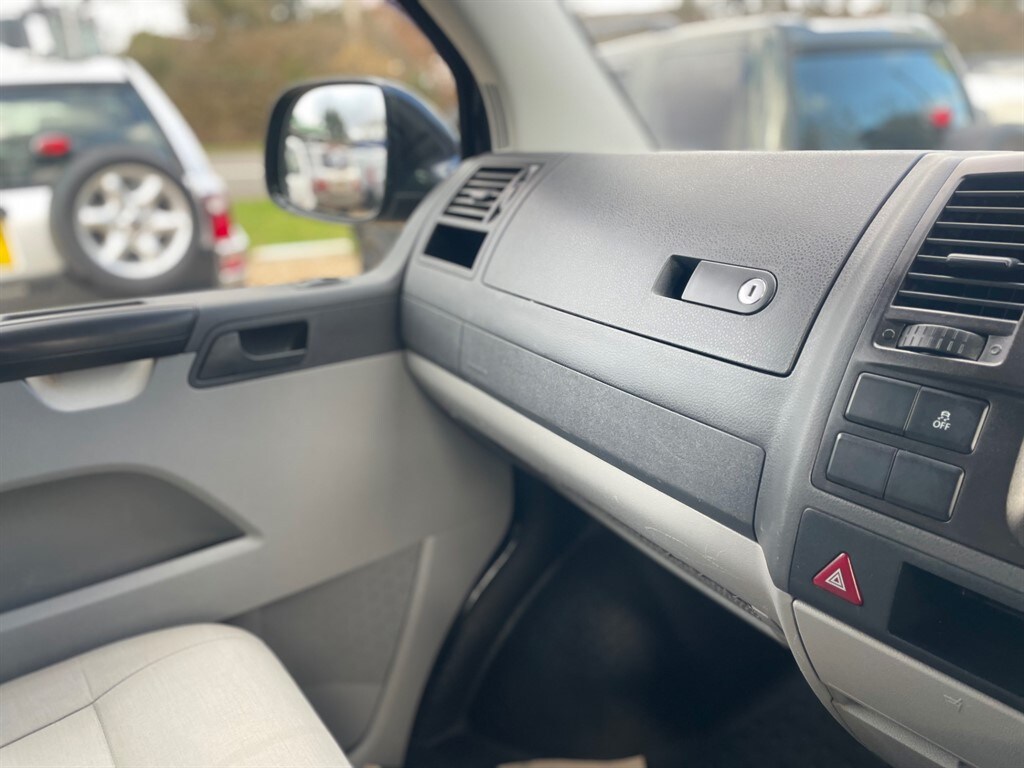 Used Volkswagen Transporter 2013 for sale - 77570305: Photo 27