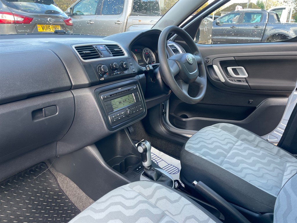 Used Skoda Roomster 2010 for sale - 76615910: Photo 22