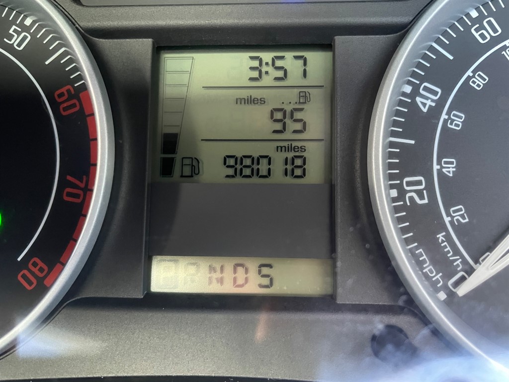 Used Skoda Roomster 2010 for sale - 76615910: Photo 26