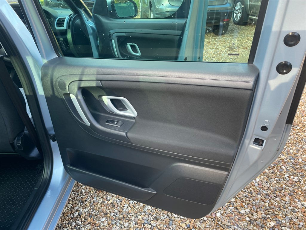 Used Skoda Roomster 2010 for sale - 76615910: Photo 9