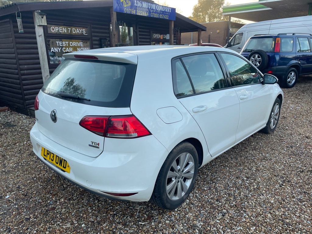 Used Volkswagen Golf 2013 for sale - 76652876: Photo 4