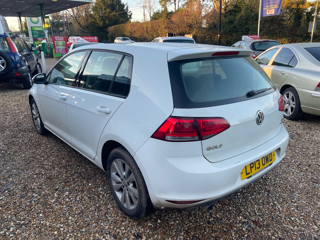 Used Volkswagen Golf 2013 for sale - 76652876: Photo 6