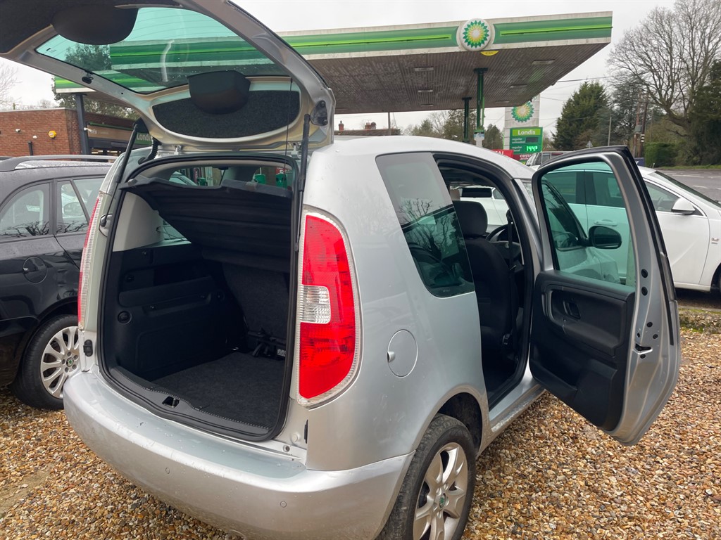 Used Skoda Roomster 2012 for sale - 77679159: Photo 3