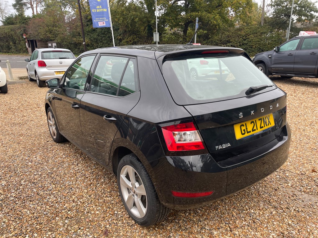 Used Skoda Fabia 2021 for sale - 76415469: Photo 2
