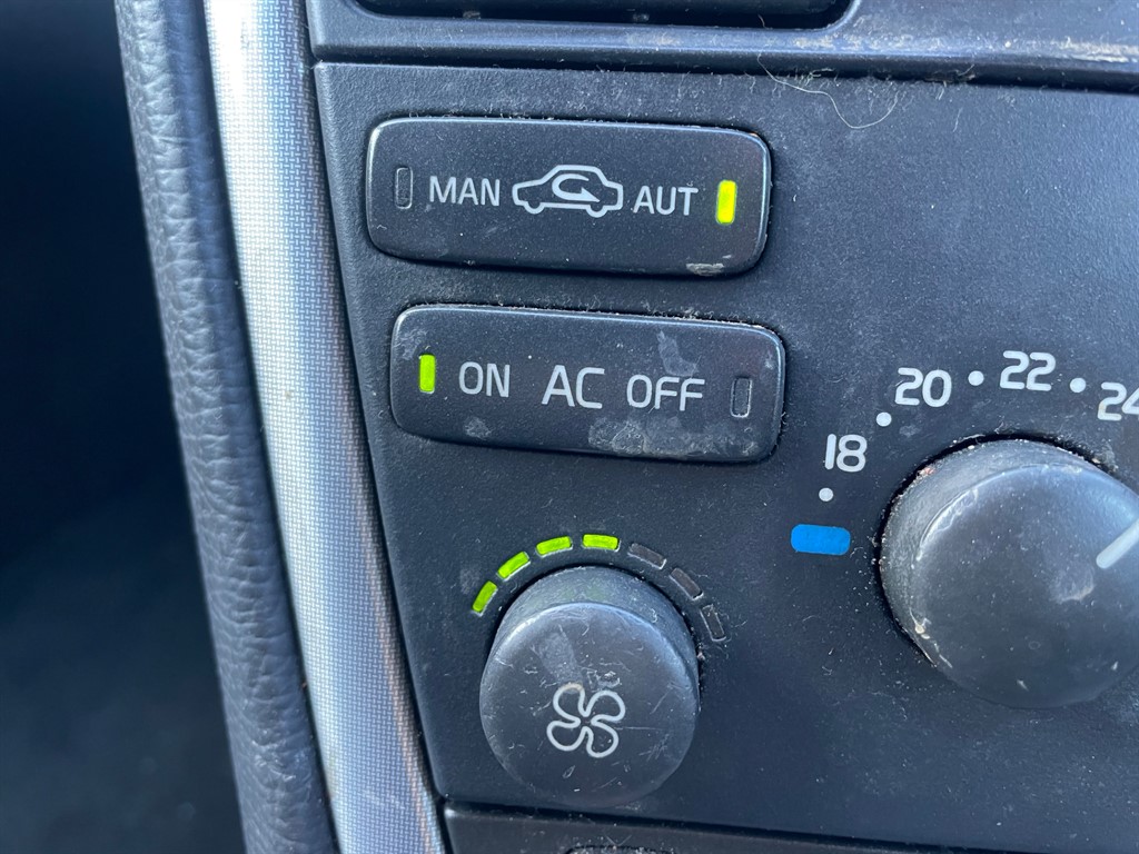 Used Volvo S60 2006 for sale - 76249931: Photo 16