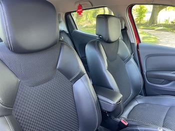 Used Renault Clio 2017 for sale - 75570625: Photo