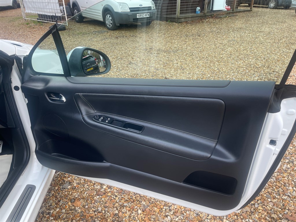 Used Peugeot 207 2013 for sale - 76534118: Photo 15