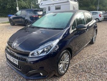 Used Peugeot 208 2017 for sale - 75569955: Photo