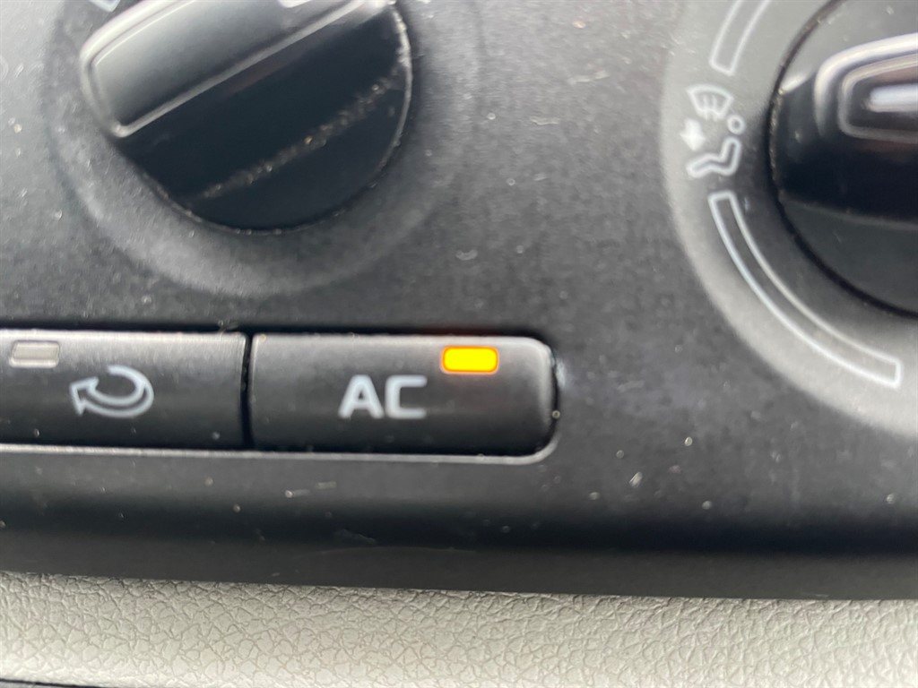 Used Skoda Fabia 2011 for sale - 77778794: Photo 13