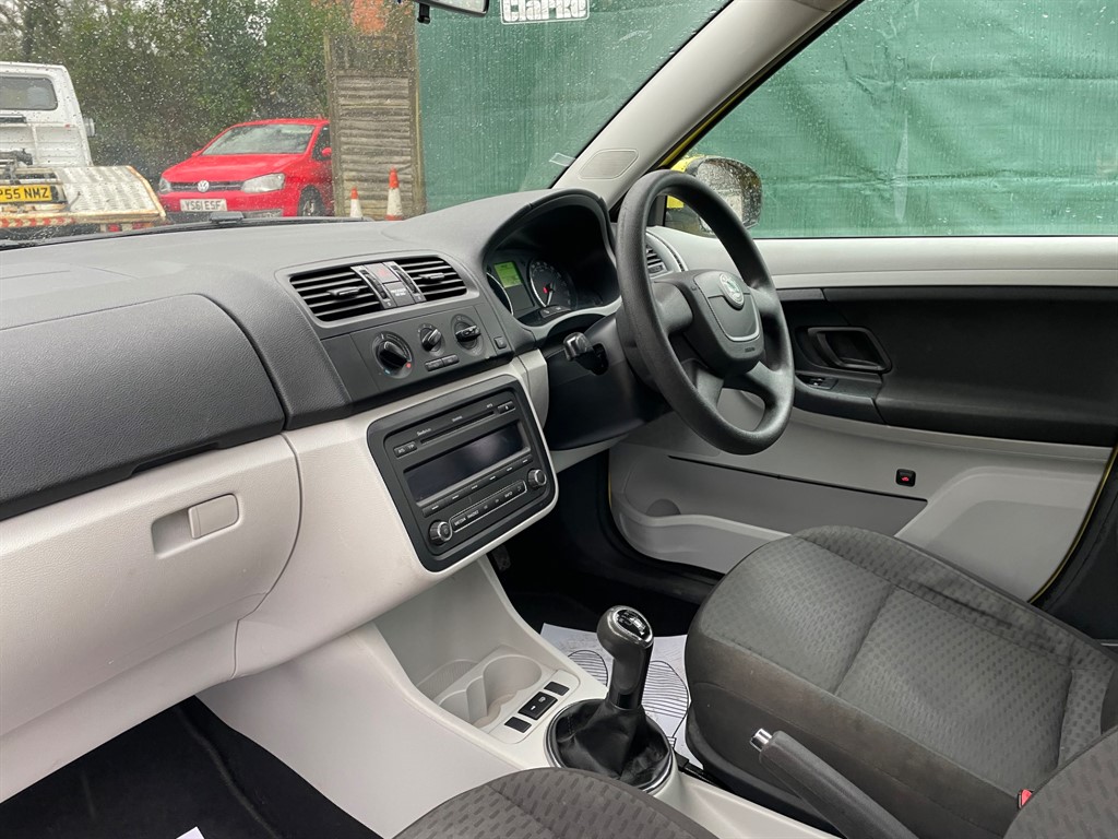 Used Skoda Fabia 2011 for sale - 77778794: Photo 25