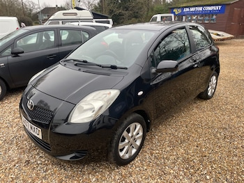 Toyota - Yaris