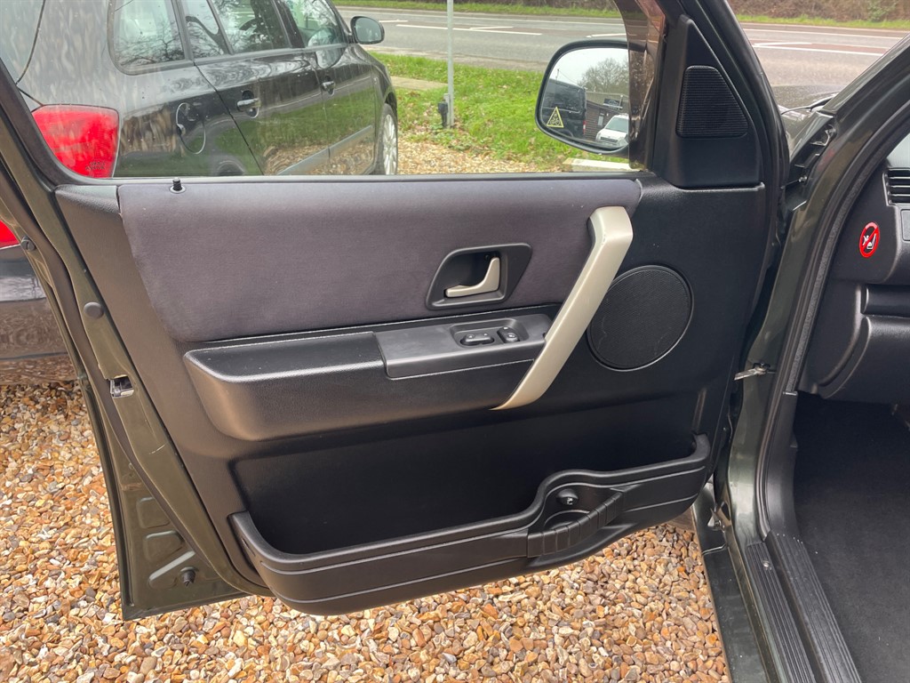 Used Land Rover Freelander 2004 for sale - 77556989: Photo 15