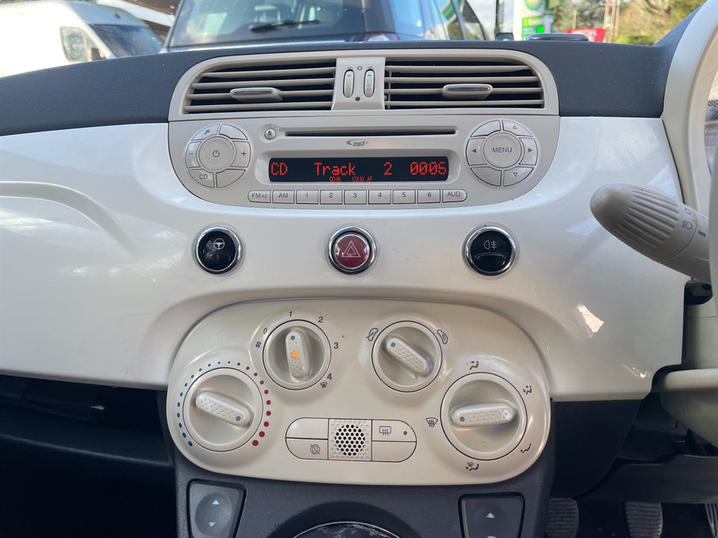 Used Fiat 500 2011 for sale - 77235649: Photo 9