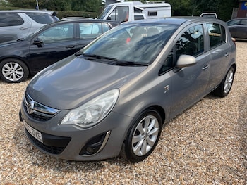 Vauxhall - Corsa