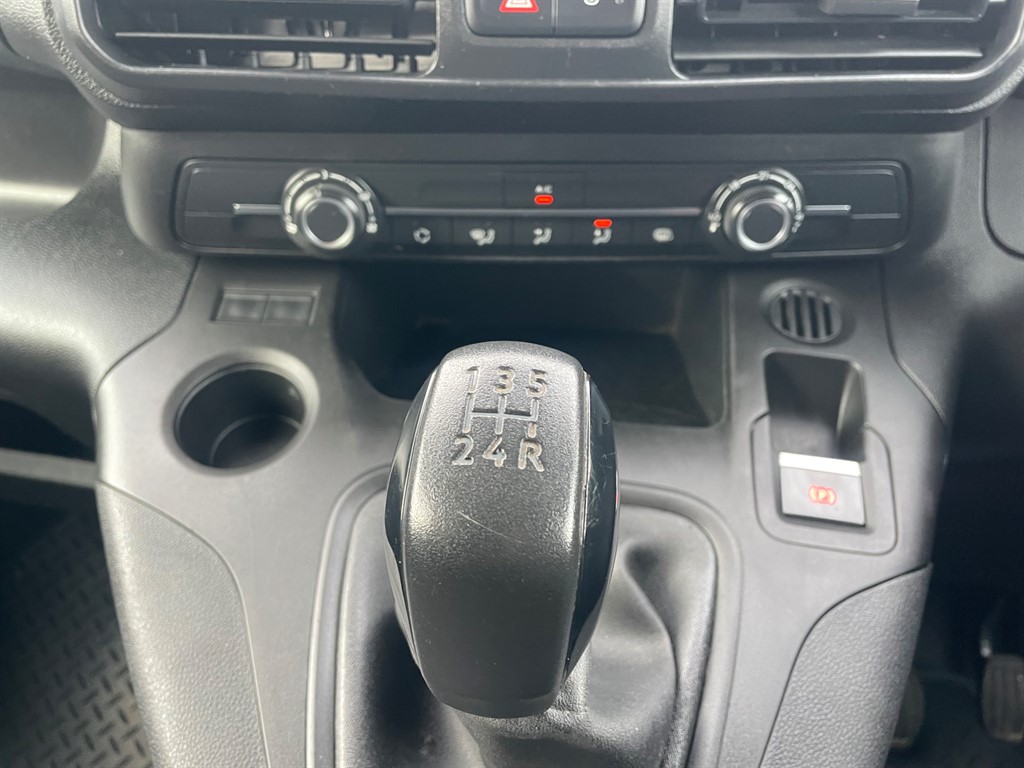 Used Peugeot Partner 2021 for sale - 77111870: Photo 13