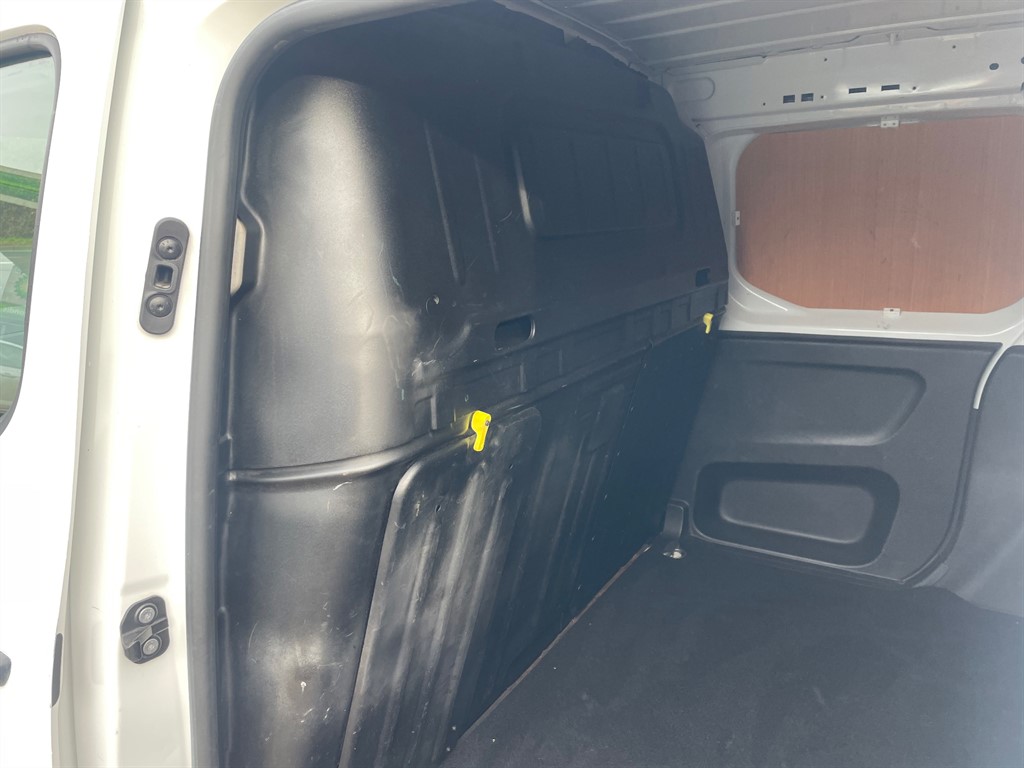 Used Peugeot Partner 2021 for sale - 77111870: Photo 9