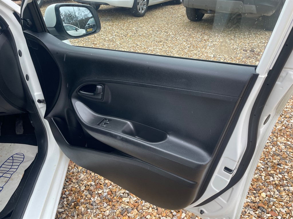 Used Kia Picanto 2015 for sale - 77347583: Photo 14