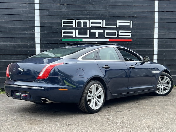Used Jaguar XJ 2010 for sale - 76273349: Photo 13
