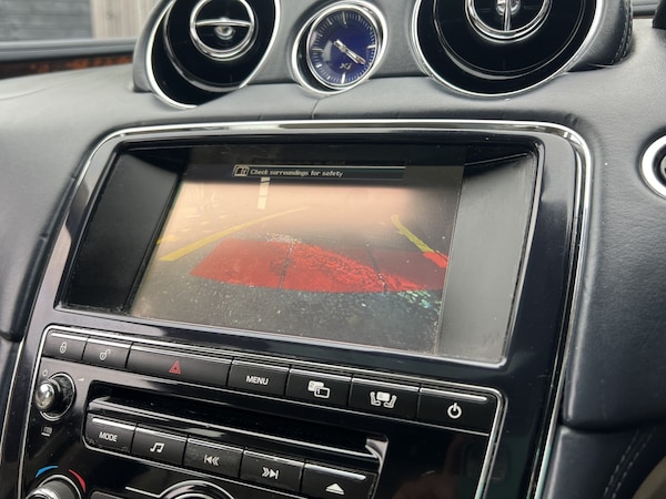 Used Jaguar XJ 2010 for sale - 76273349: Photo 19