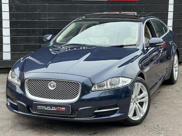 Used Jaguar XJ 2010 for sale - 76273349: Photo 2