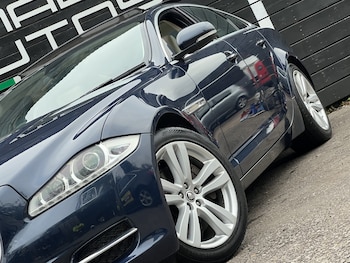 Used Jaguar XJ 2010 for sale - 76273349: Photo 3