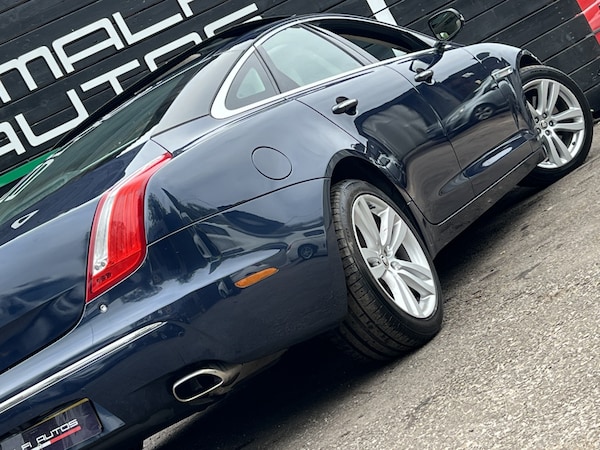 Used Jaguar XJ 2010 for sale - 76273349: Photo 7