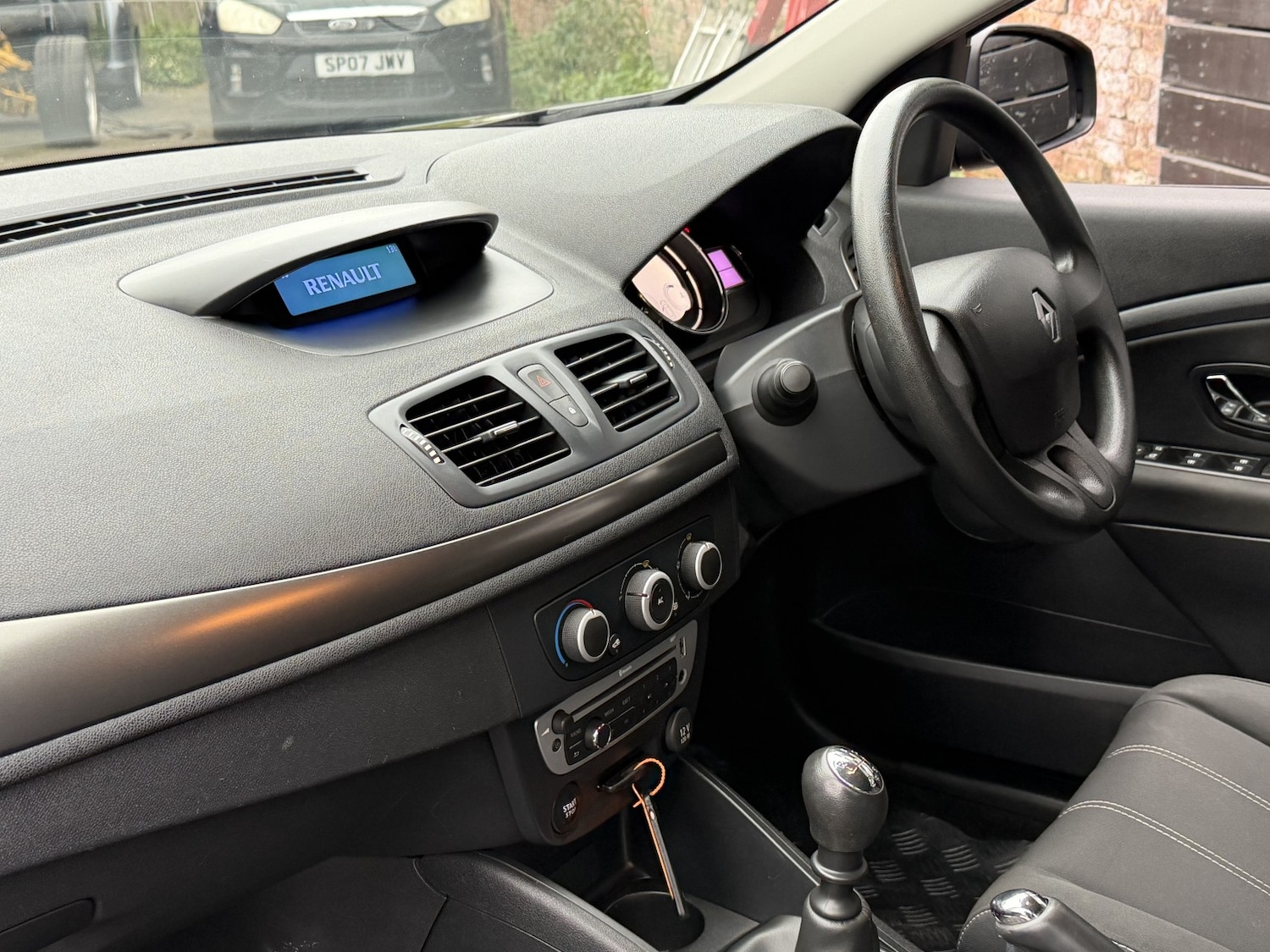 Used Renault Megane 2013 for sale - 76461552: Photo 12