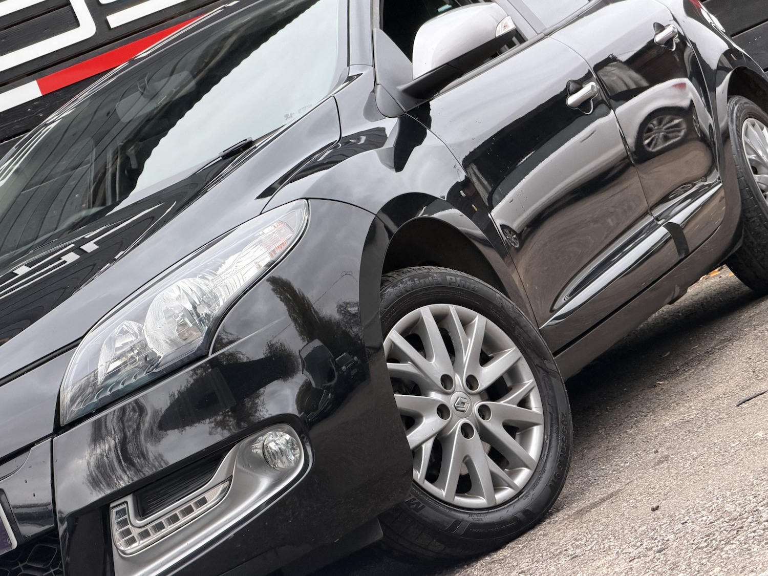 Used Renault Megane 2013 for sale - 76461552: Photo 3