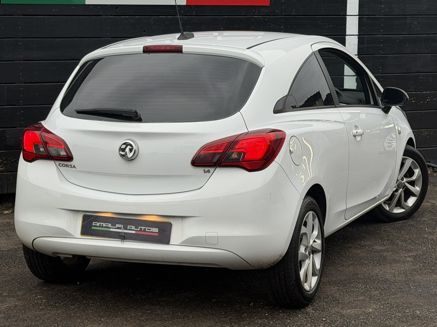 Used Vauxhall Corsa 2015 for sale - 77038920: Photo 4