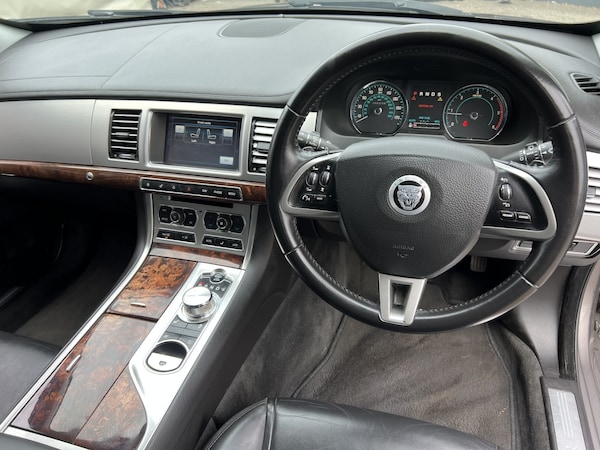 Used Jaguar XF 2012 for sale - 76237118: Photo 11