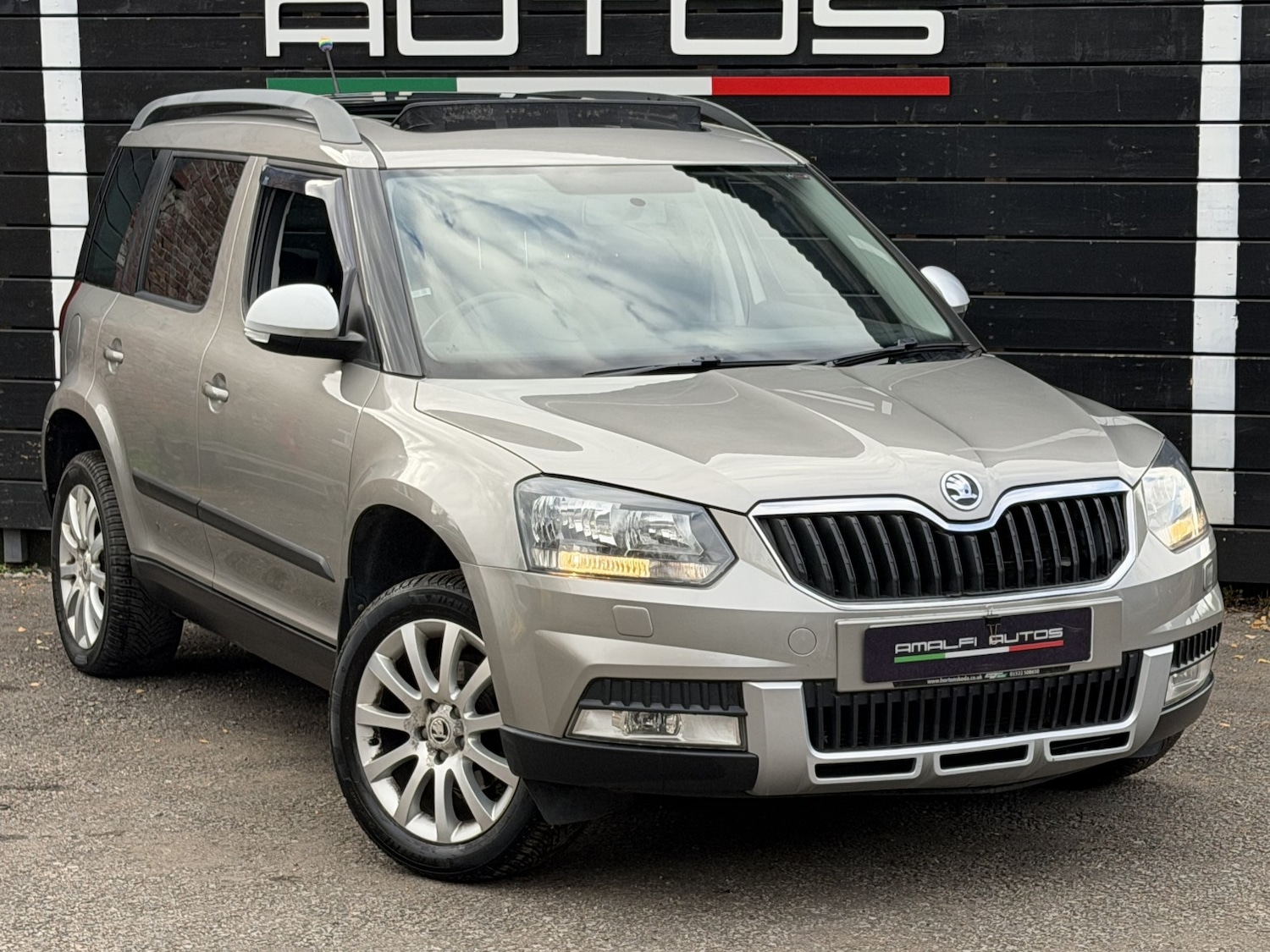 Used Skoda Yeti 2014 for sale - 76347133: Photo 3
