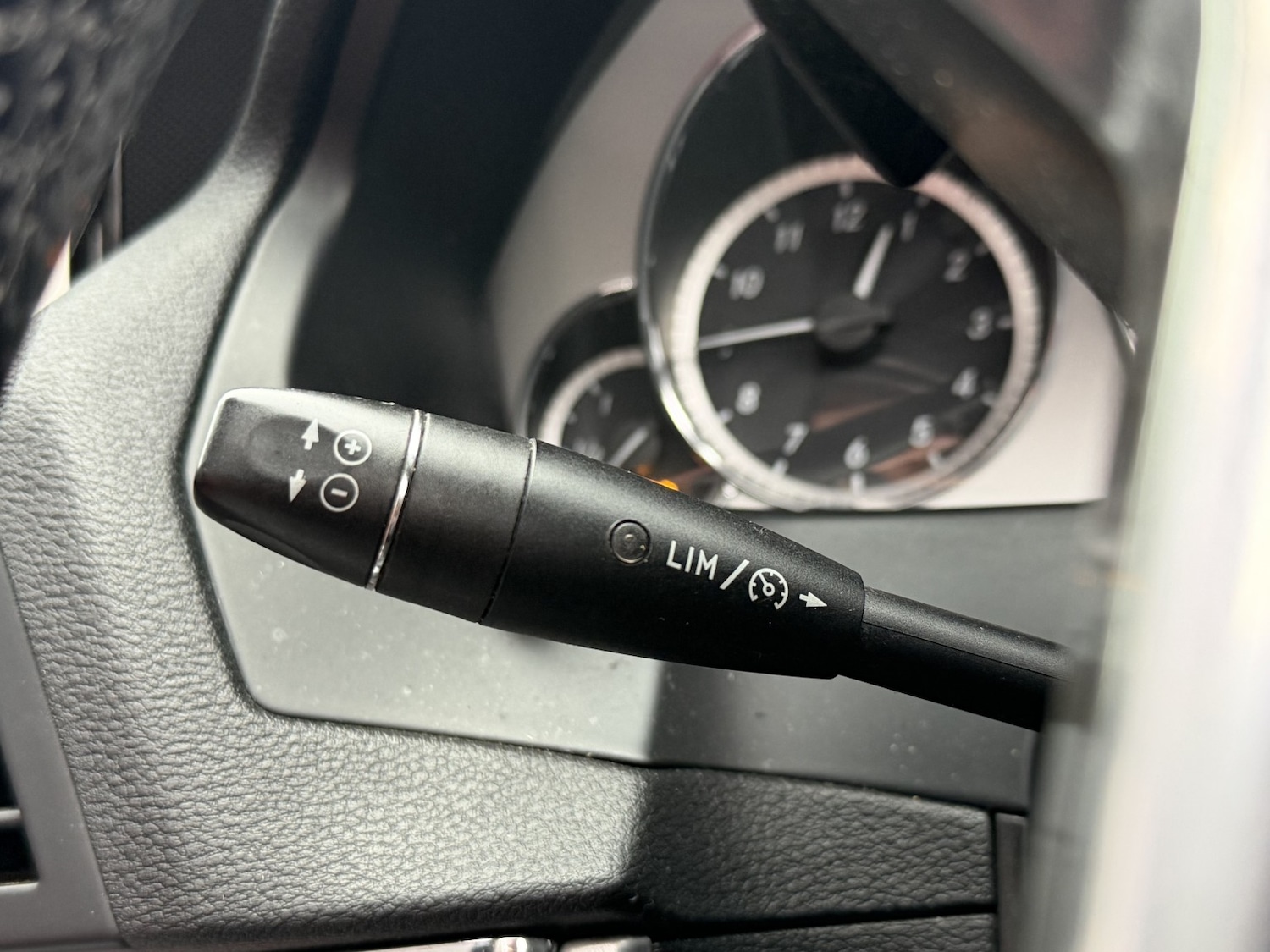 Used Mercedes-Benz E Class 2013 for sale - 76712963: Photo 15