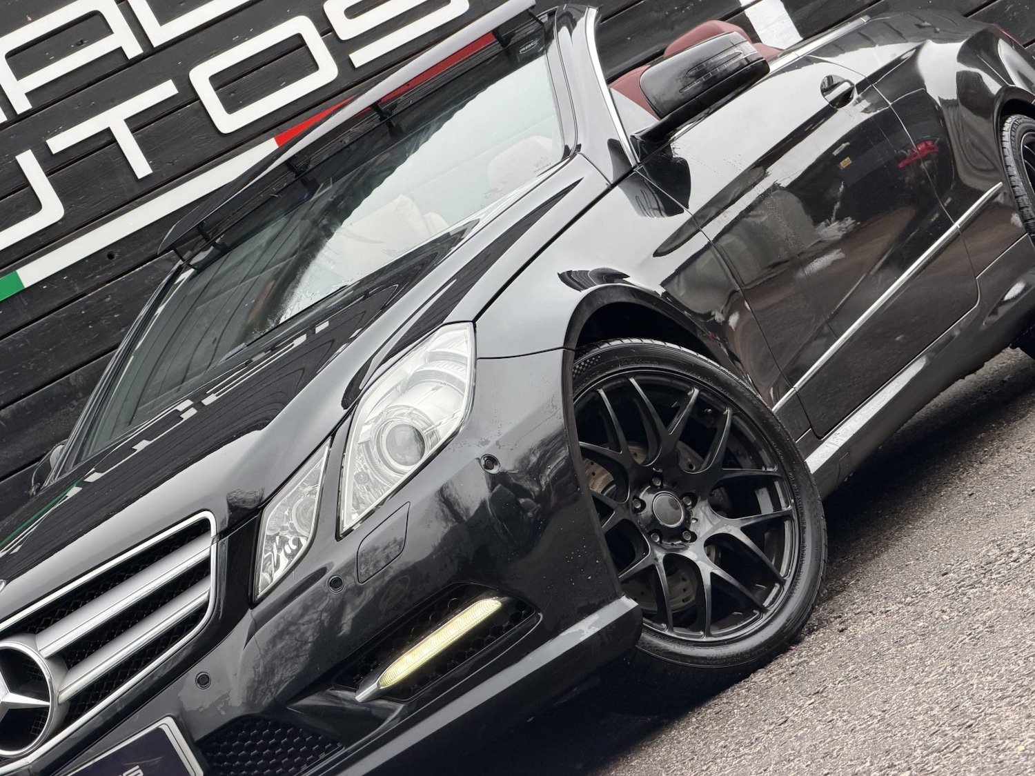 Used Mercedes-Benz E Class 2013 for sale - 76712963: Photo 3