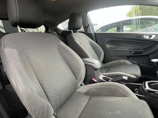 Used Ford Fiesta 2015 for sale - 76192634: Photo 10
