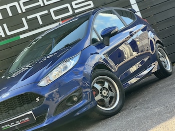 Used Ford Fiesta 2015 for sale - 76192634: Photo 3