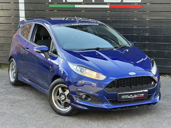 Used Ford Fiesta 2015 for sale - 76192634: Photo 4