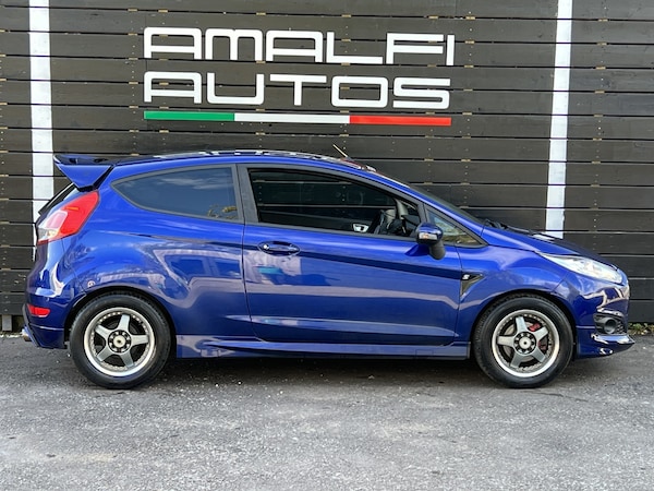Used Ford Fiesta 2015 for sale - 76192634: Photo 6