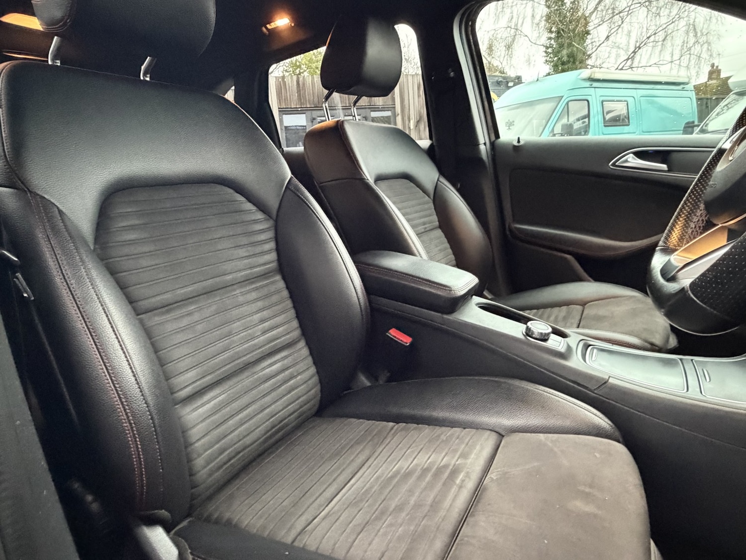 Used Mercedes-Benz B Class 2017 for sale - 76547944: Photo 10