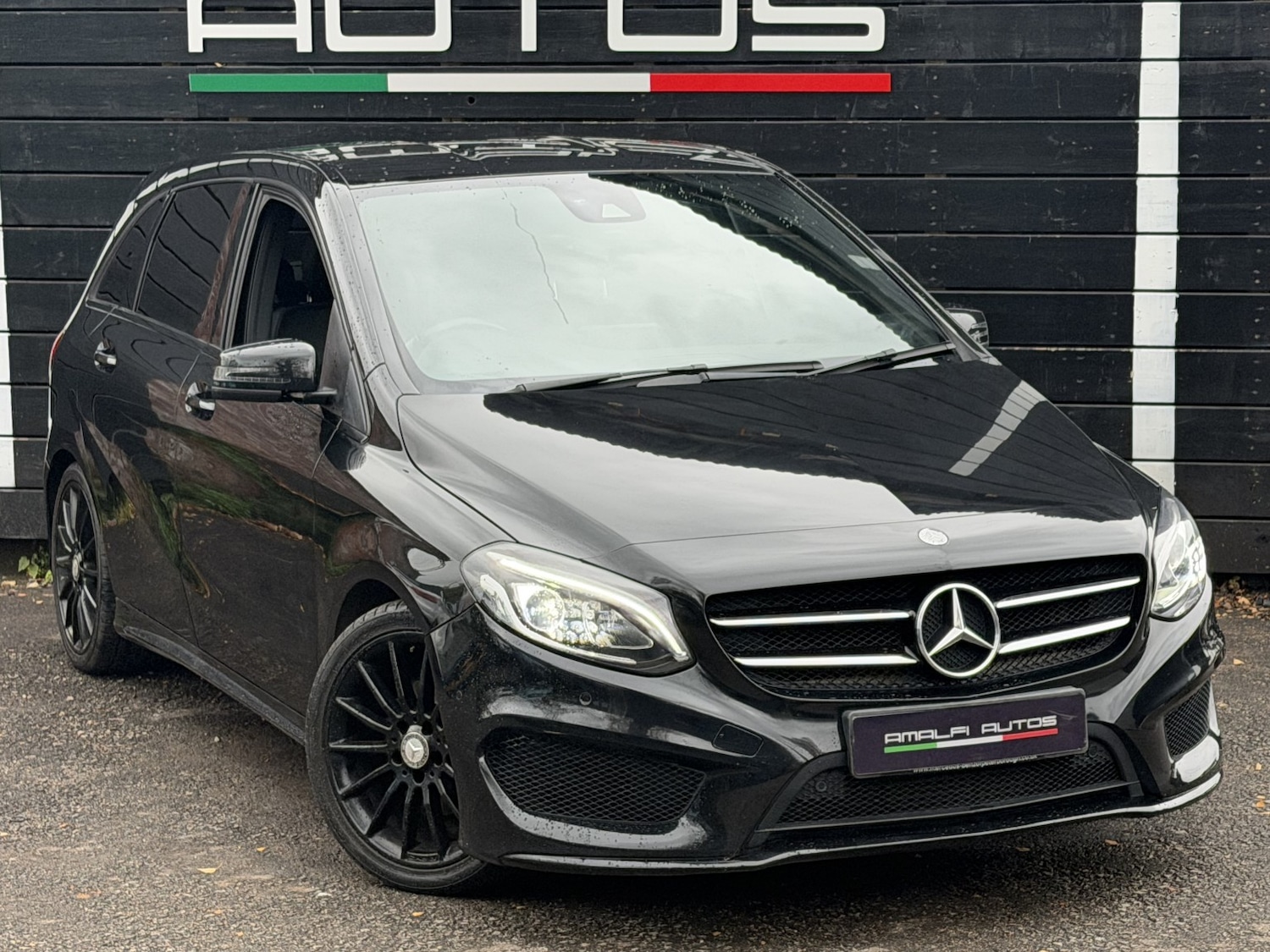 Used Mercedes-Benz B Class 2017 for sale - 76547944: Photo 4