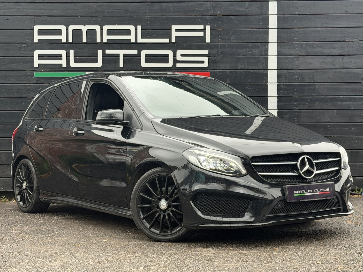 Used Mercedes-Benz B Class 2017 for sale - 76547944: Photo 5