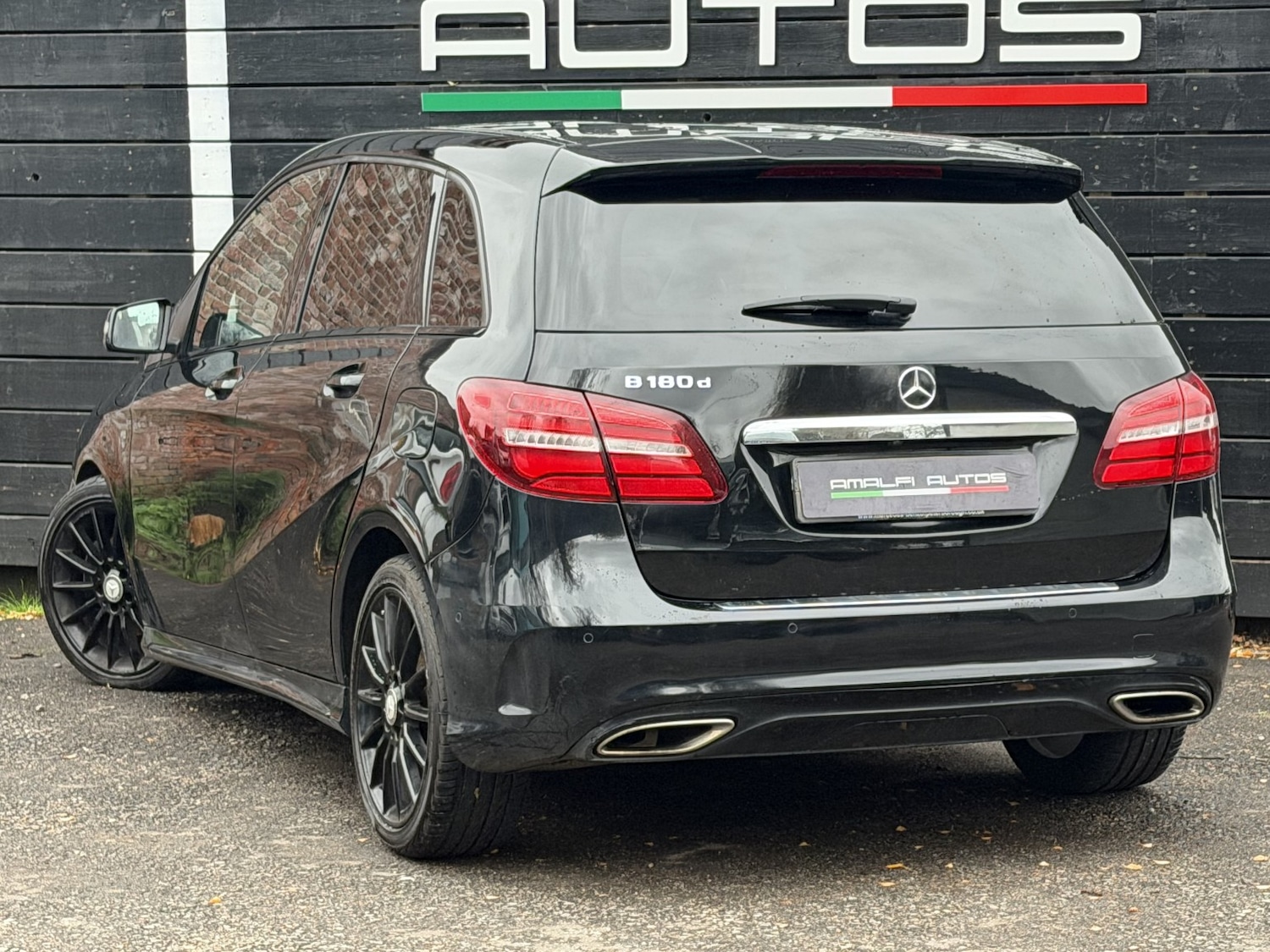 Used Mercedes-Benz B Class 2017 for sale - 76547944: Photo 7